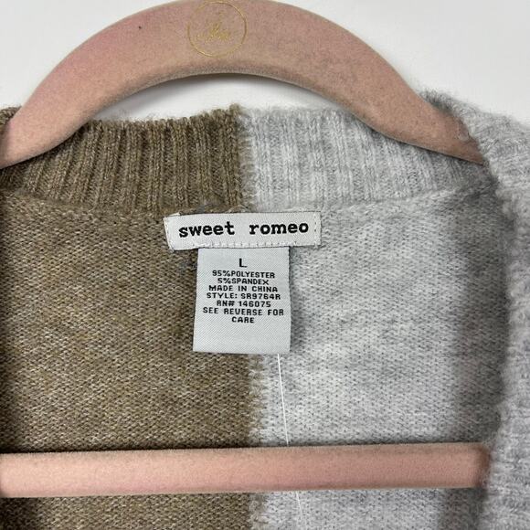 Sweet Romeo Colorblock Vneck Sweater Tan Gray Large Nordstrom NWT - Picture 5 of 7